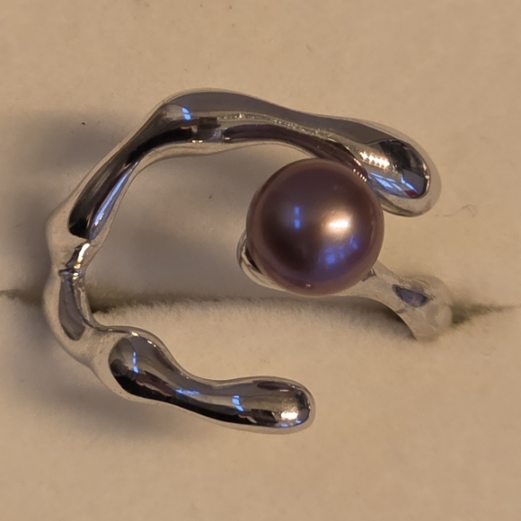 Handmade Jewelry - Elegant s925 Silver Ring with Real Freshwater Purple Pearl